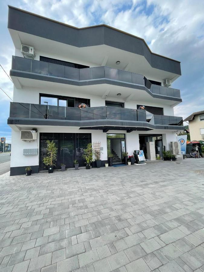 Apartmani Muric 卢布尔雅那 外观 照片