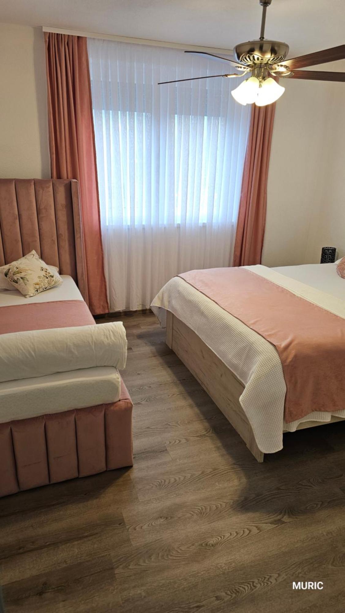 Apartmani Muric 卢布尔雅那 外观 照片